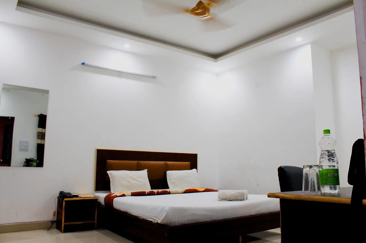 Hotel Aerosky New Delhi India